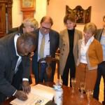 Klik op de afbeelding om de link te volgen